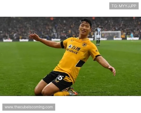 黄喜灿射门方式