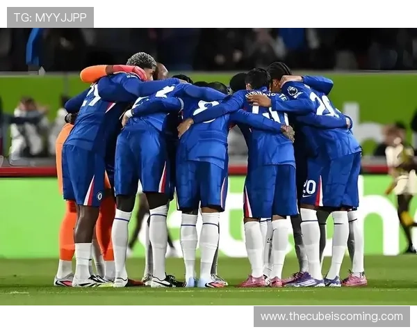 拜仁关键比赛表现不稳定性问题显现,对球队赛季走势形成制约