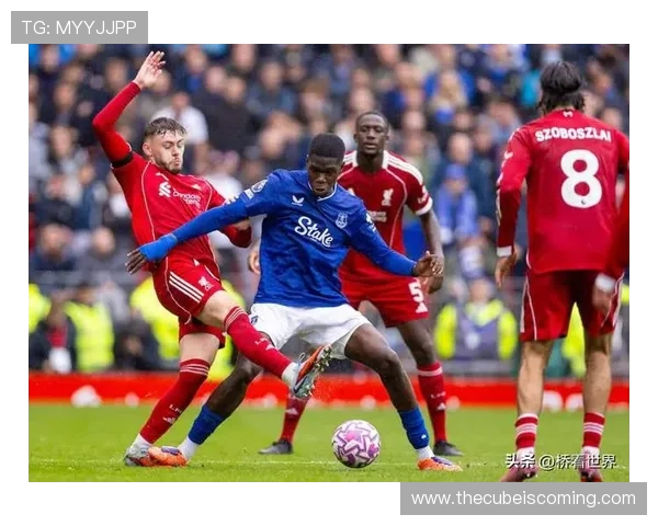 利物浦重返英超争冠行列，竞争格局变化对球队稳定性形成考验