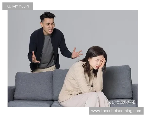 王楠家的厨房比我家客厅还大，她老公说这不算啥